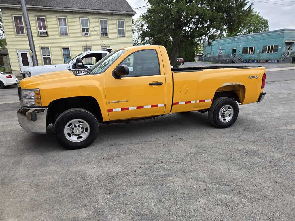 2009 Chevy Silverado 2500HD — photo 1