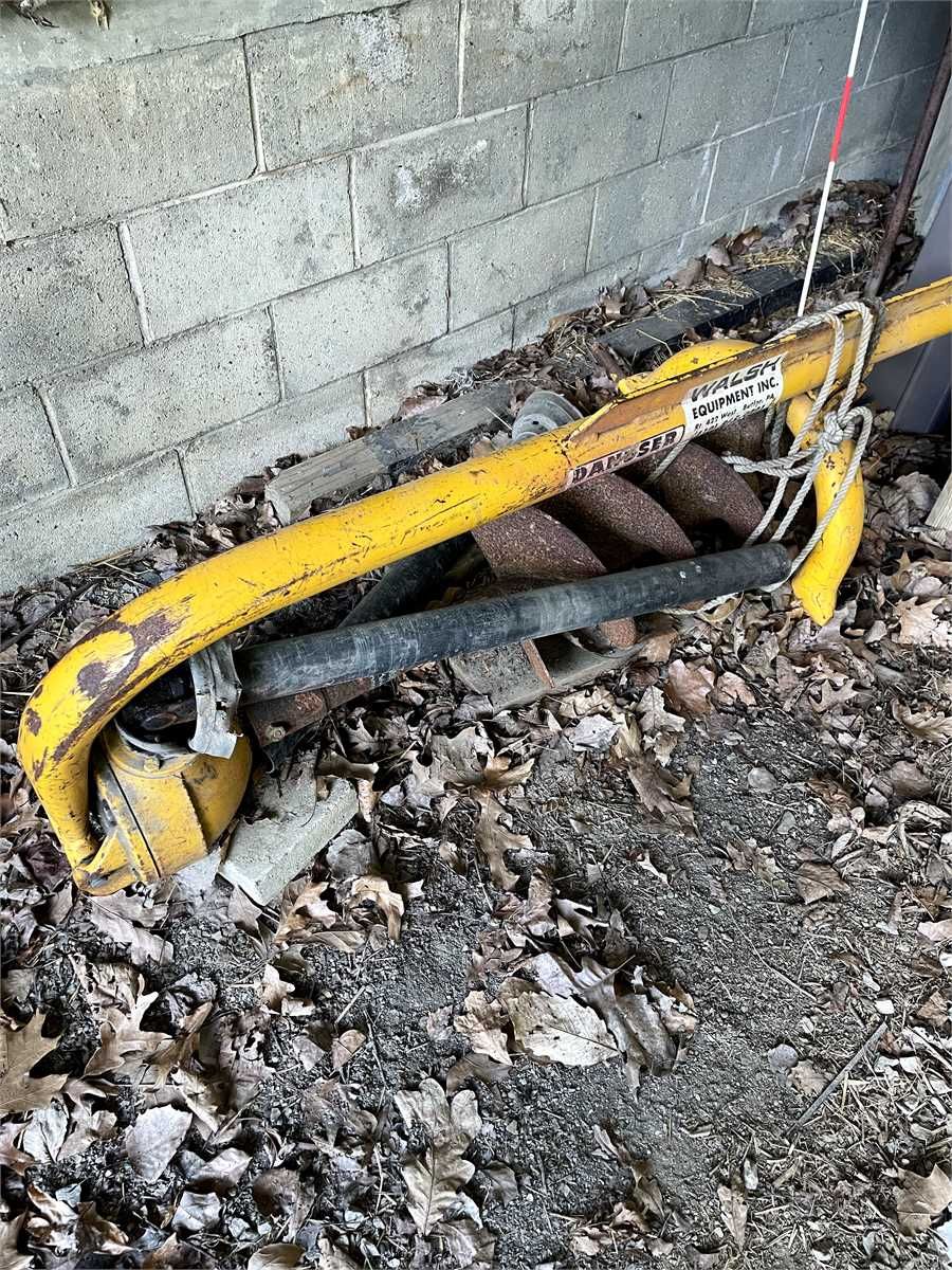Auger/Post Hole Digger — photo 1