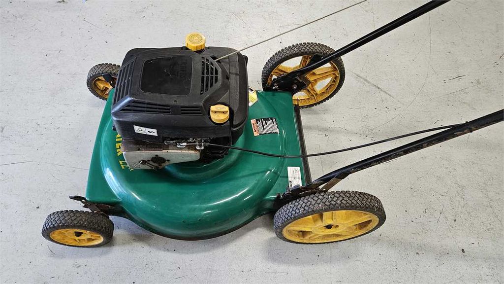 High Wheel Push Mower 22 Cut — photo 1