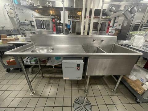 Kitchen Prep Table and Sink