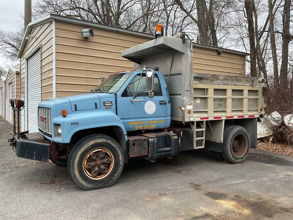 1998 GMC Dump Truck - photo 1