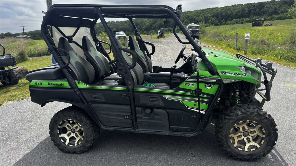 2018 Kawasaki Teryx 4 LE Green UTV - photo 1