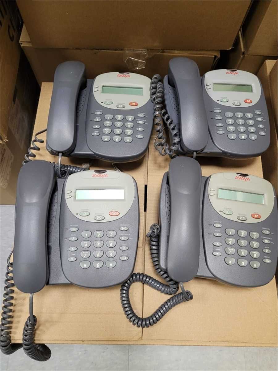 (72) 2420 Digital Desk Phones - photo 1