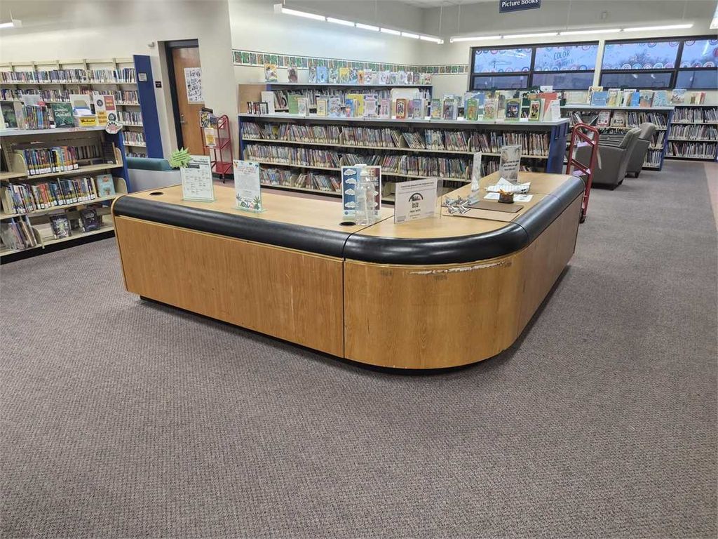 8' x 8' x 30" Library Desk - photo 1