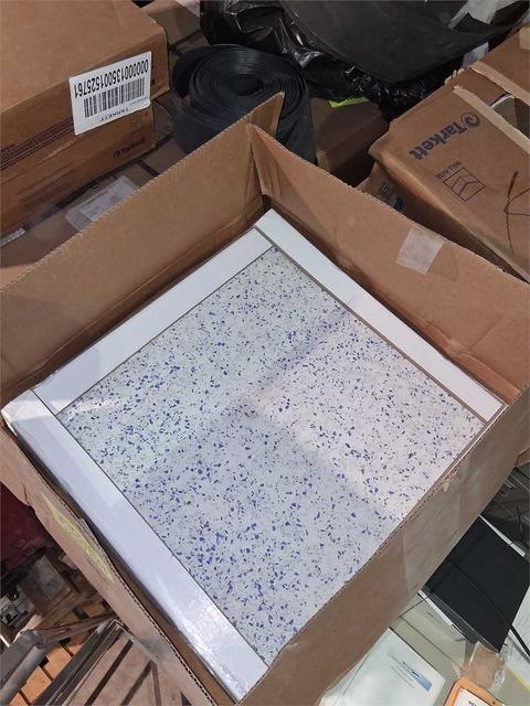 Floorazzo - GEM Collection - Cape Cod 18 skids - 9000 sqft
