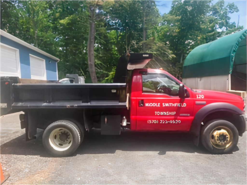 2006 Ford F-550 - photo 1