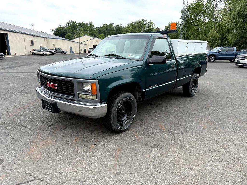 1998 GMC Sierra C/K 2500 5.7L Engine - photo 1
