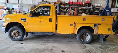 2009 Ford F350 Utility