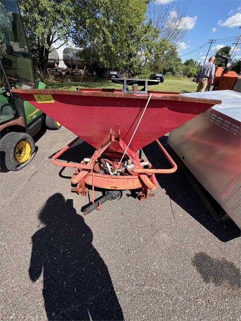 Lely Broadcast Spreader