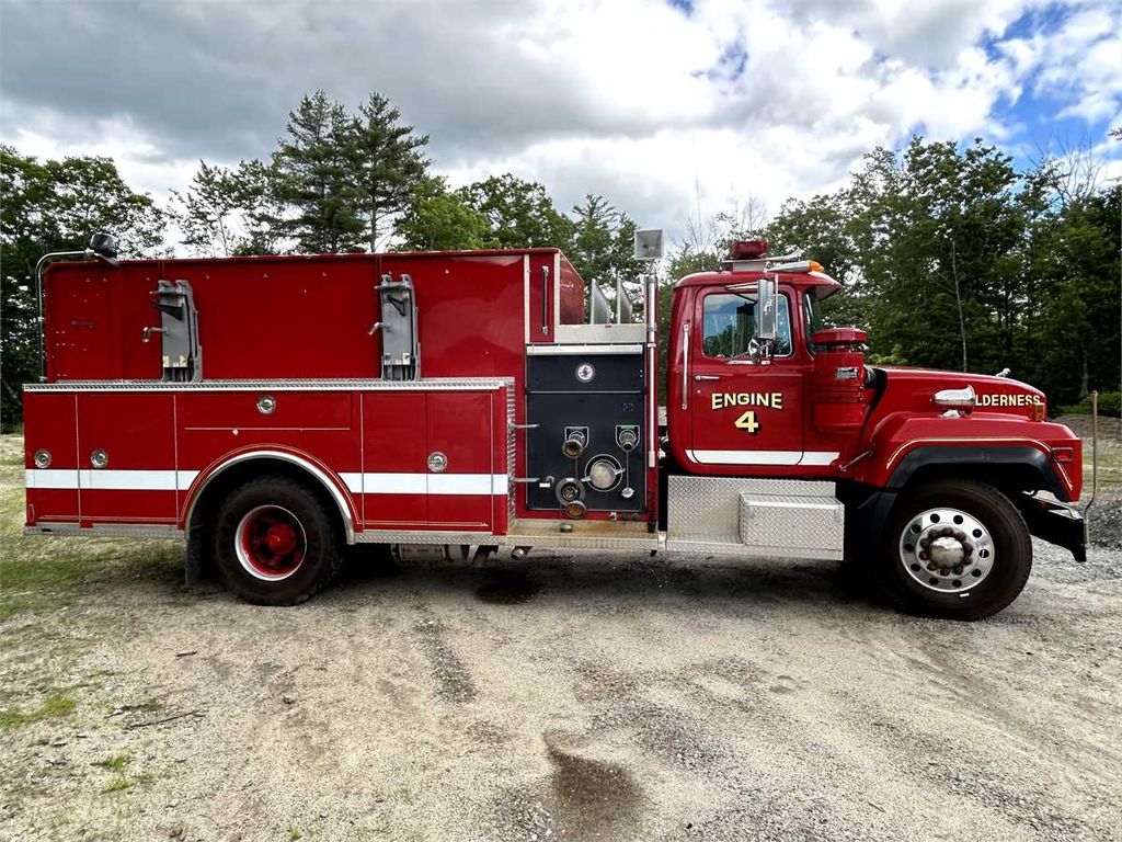 1997 Mack RD690P - Fire Truck - photo 1
