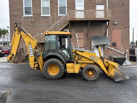2002 310SG 4x4 John Deere Backhoe