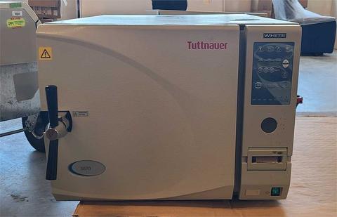 Tuttnauer 3870EA Large Autoclave II