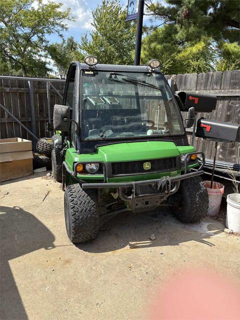 John Deere Gator