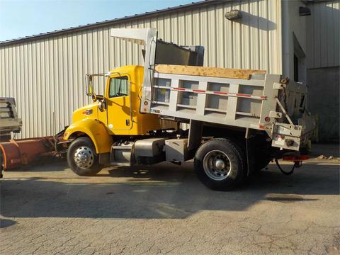 2010 Peterbilt 337