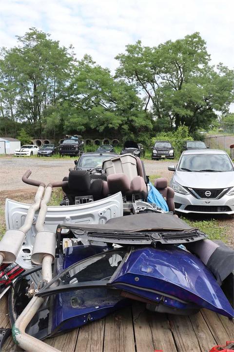 Chrysler and Nissan/Infiniti Parts