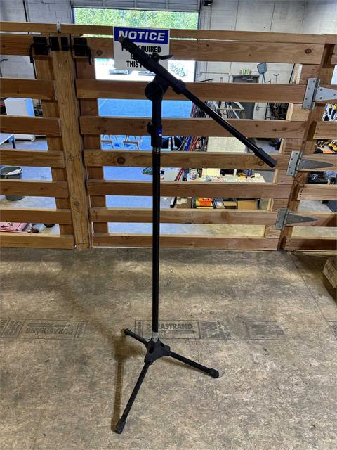RMV Microphone Stand #2