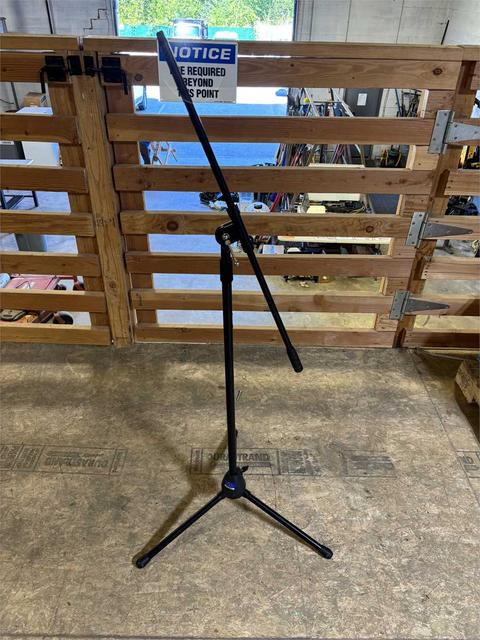 OnStage Microphone Stand #6
