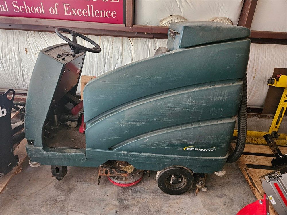Nobles EZ Rider Floor Scrubber - Located at Fort Plain CSD - photo 1