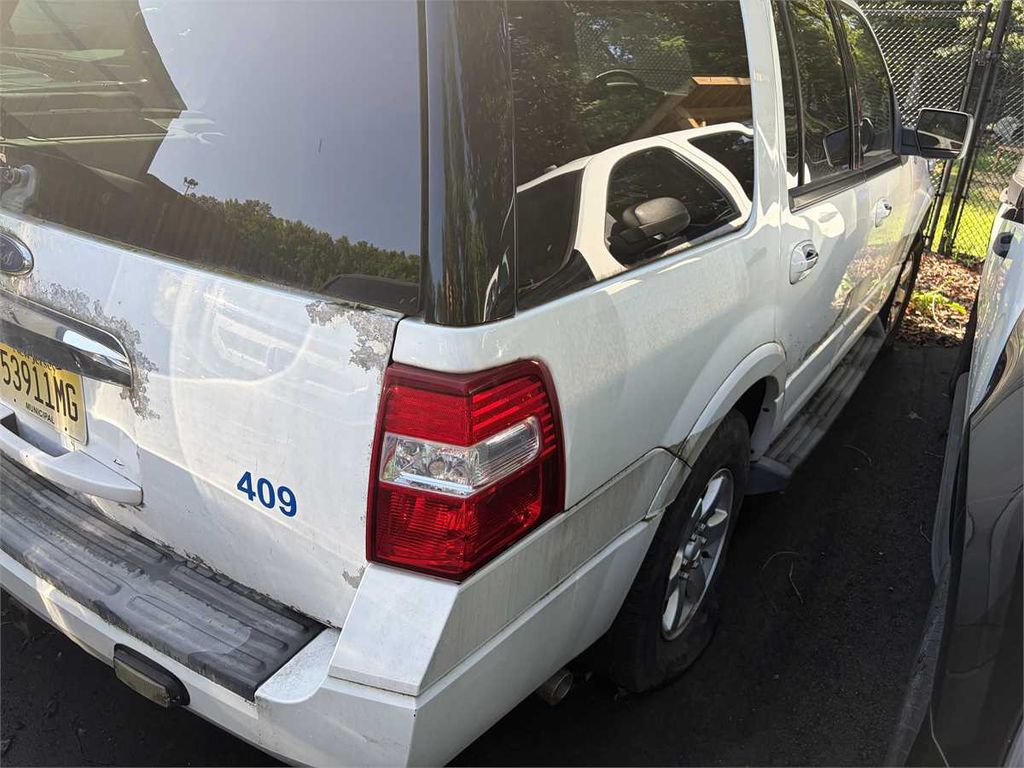 2009 Ford Expedition - photo 1