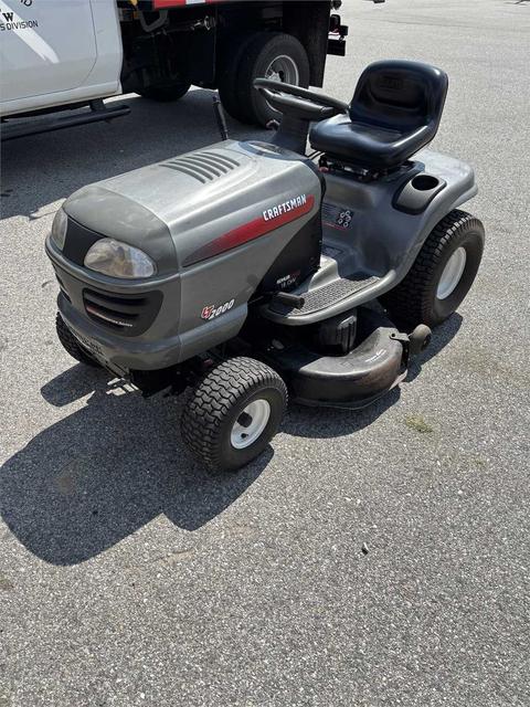 Craftsman 42" Ride-On Mower