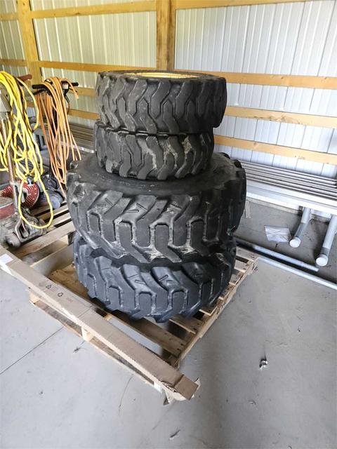 John Deere Wheels & Tires