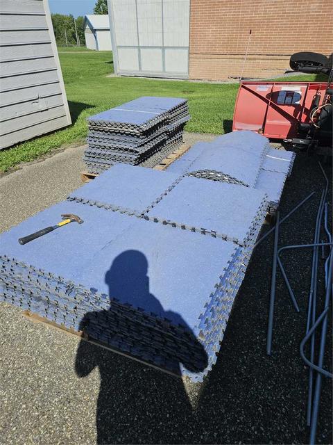 2ft x 2ft interlocking gym floor mats.