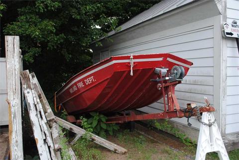 Flatbottom Boat with Trailer