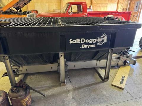 SaltDogg Pro 4000 CH Salt Spreader