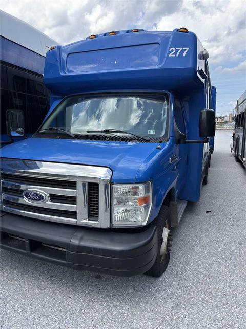 2017 Ford E-450 Cutaway 277