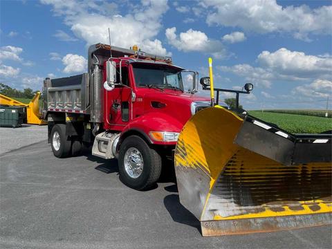 2005 Peterbilt 335 Plow/Dump
