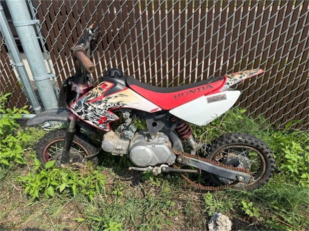 Honda 50 Kids Dirt Bike - photo 1