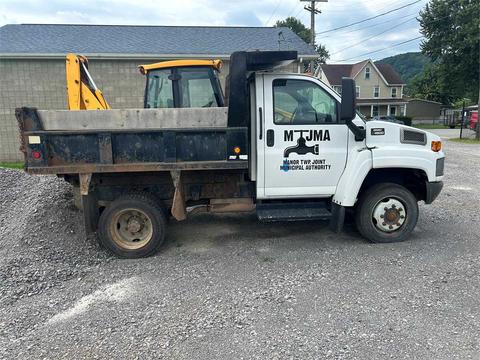 GMC C4500 Gas Dump Truck