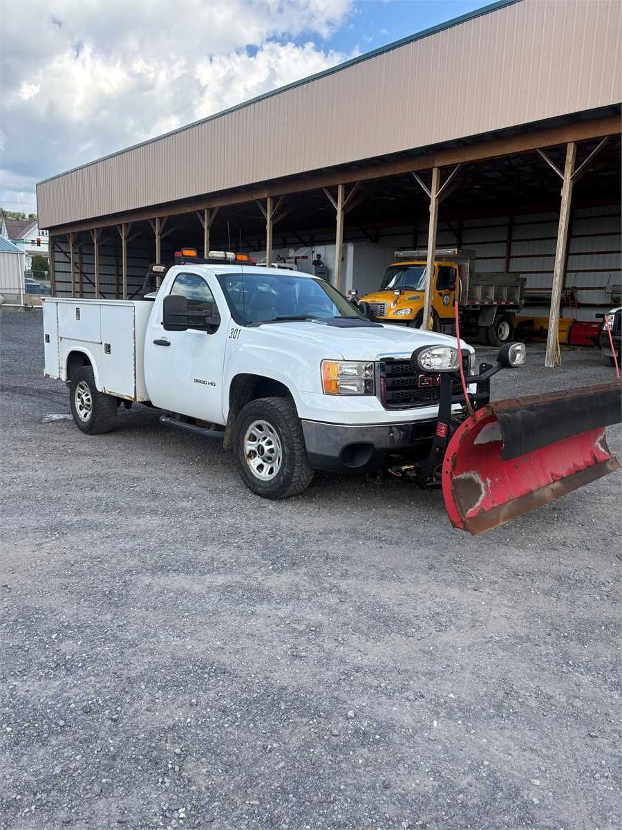 2012 GMC Sierra 3500 HD - photo 1