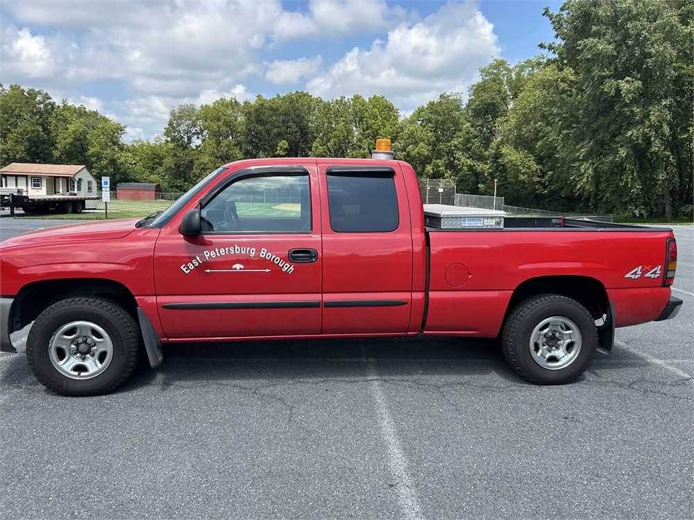 2004 GMC Sierra 1500 Extended Cab 4x4 Pickup Truck - photo 1