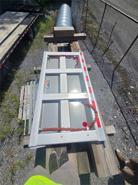 Galion Stainless Steel Tailgate