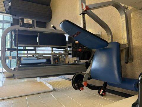 Pro Maxima RA-9 Leg Extension Machine