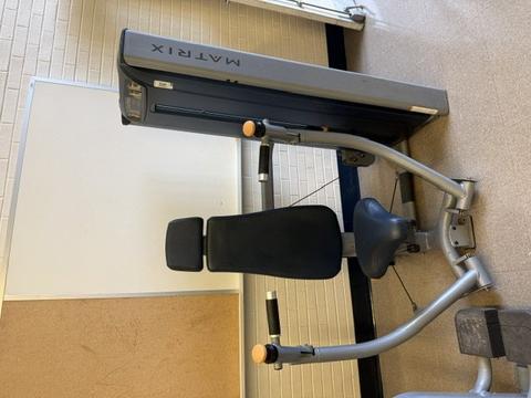 Matrix Chest Press