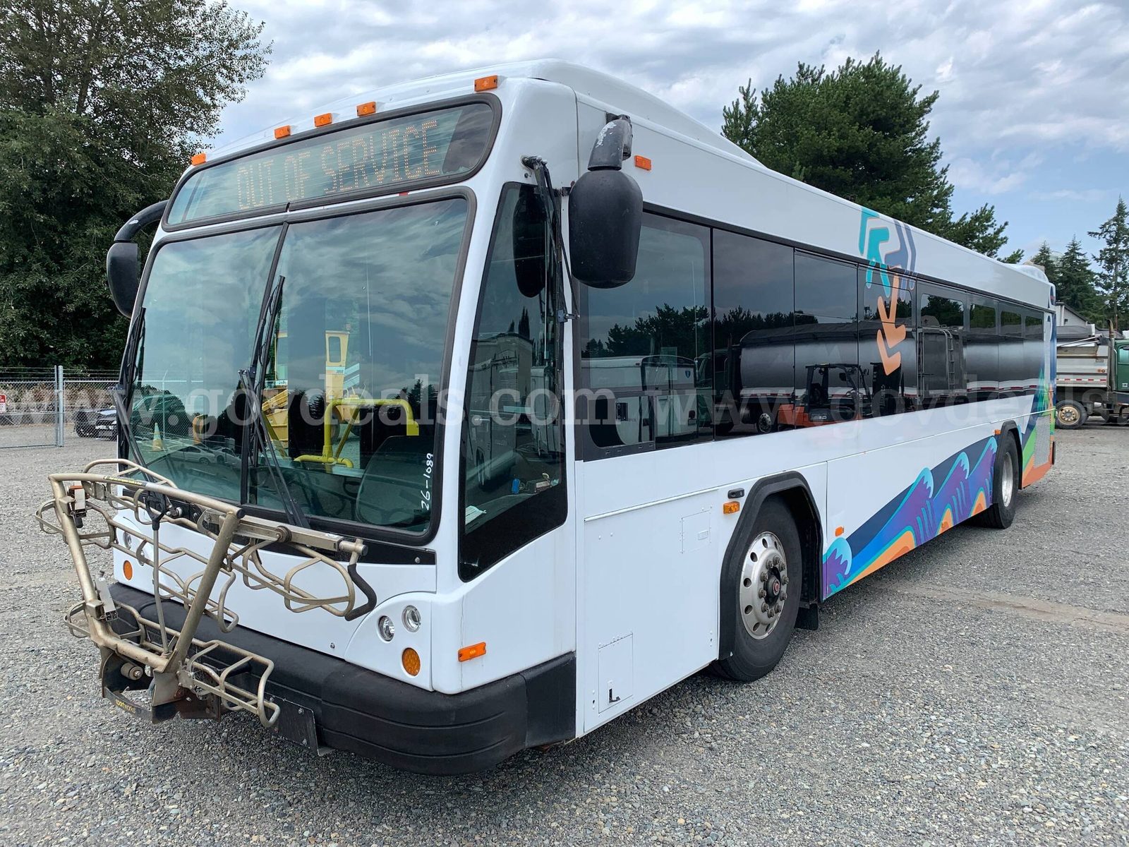 2007 Gillig Low Floor 35' Transit Bus | 79 Passenger (ID# 46793) (TCO) (26-1089) 88710, a US government surplus lot with no bids, in Tumwater, WA