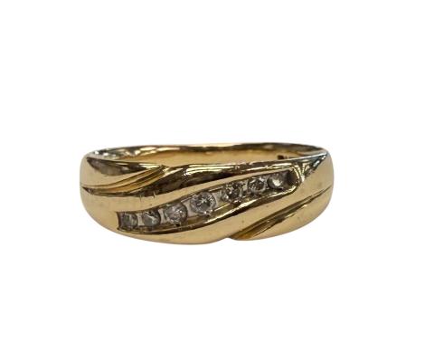 Men's Cluster ring 10kt Yellow Gold
