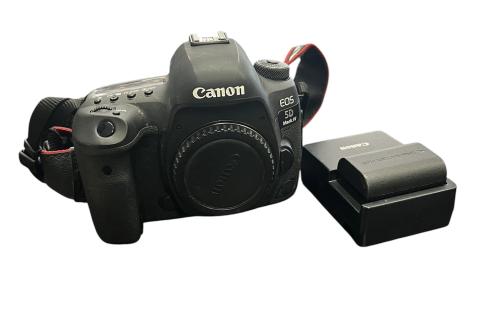 Canon Digital SLR DS126601