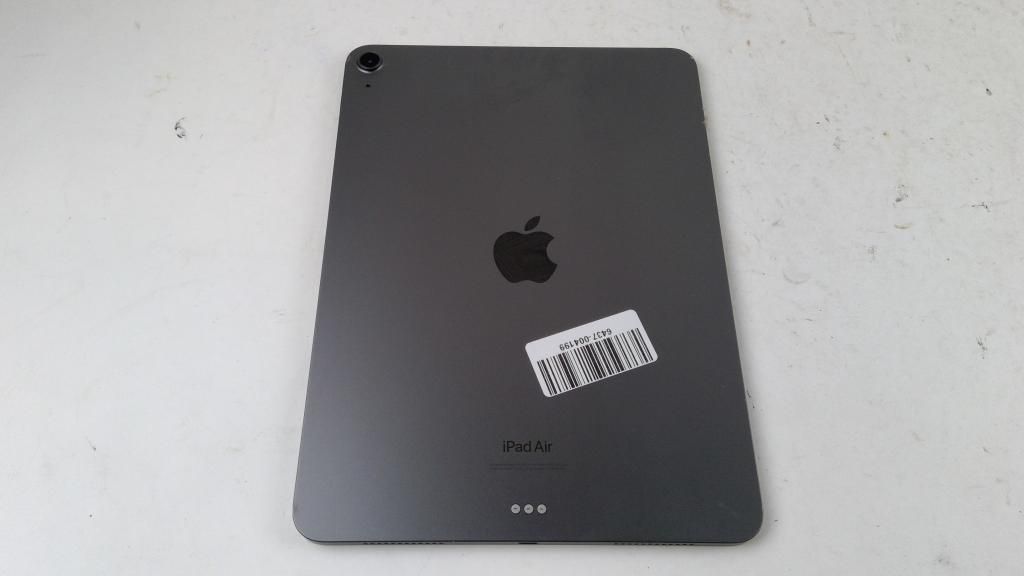 Apple IPad Air 5th Gen, Activation Locked, Sold For Parts — photo 1