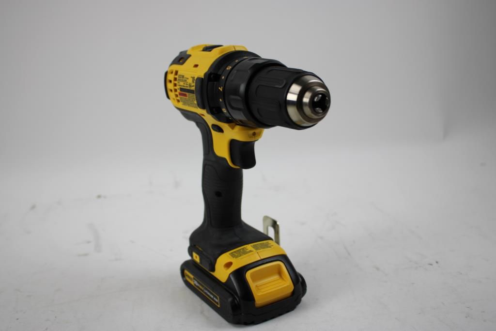 Dewalt Cordless Drill Driver — photo 1