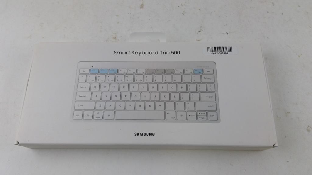 Samsung Smart Keyboard Trio 500 — photo 1