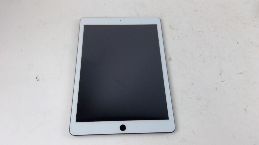 Apple IPad 9th Gen, Activation Locked, Sold For Parts — photo 1