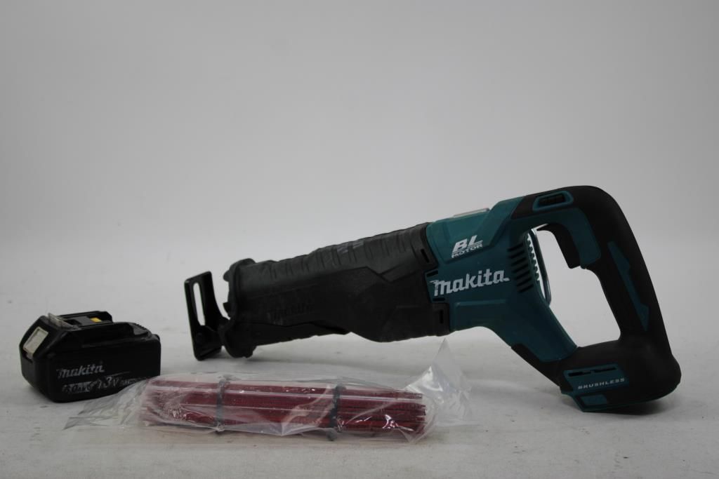 Makita Reciprocating Saw With Blades — photo 1
