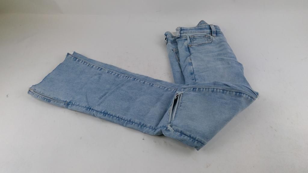 American Eagle Jeans Size 26W - photo 1