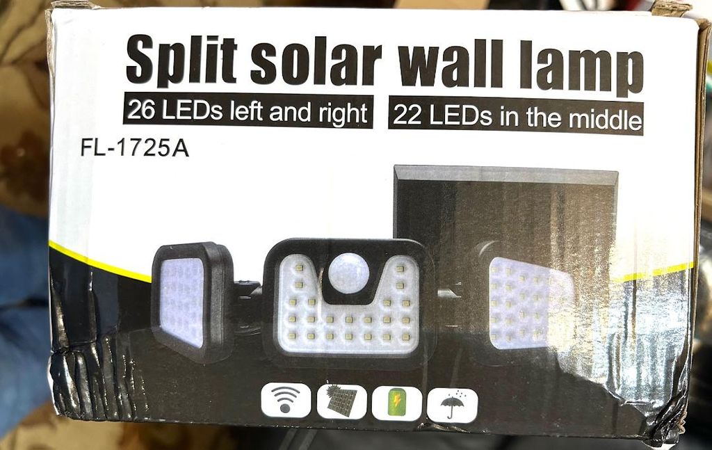 Split Solar Wall Lamp — photo 1