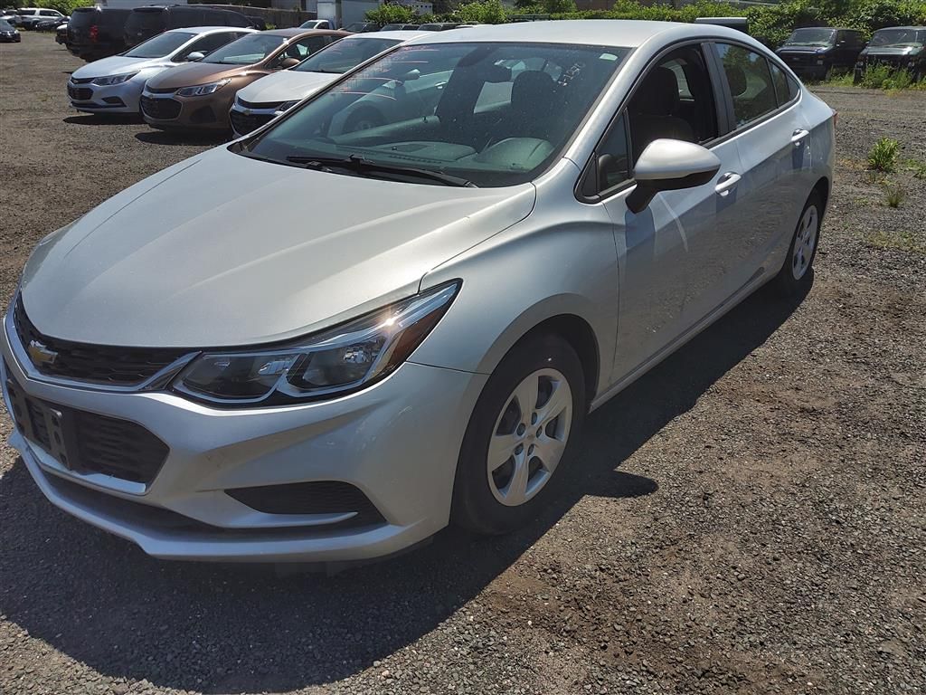 2017 Chevrolet Cruze - photo 1