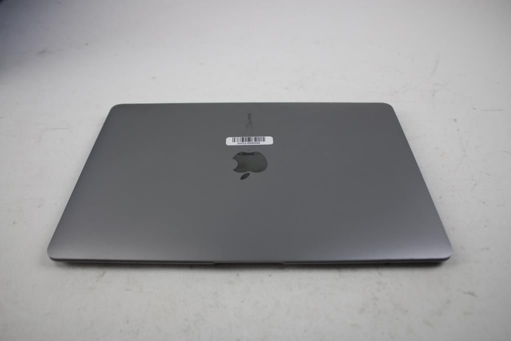 Apple MacBook Pro - photo 1