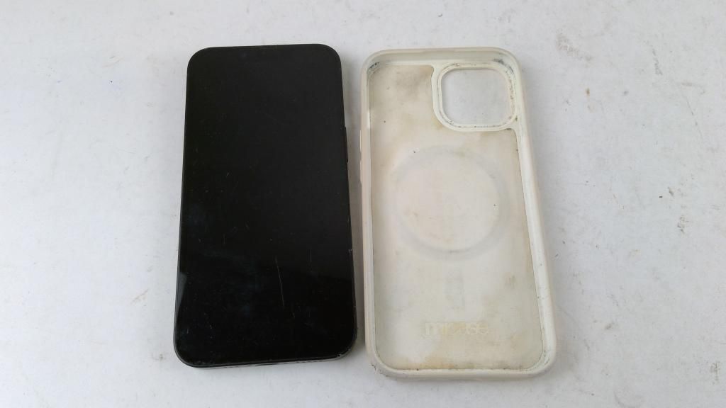 Apple IPhone 16e, Activation Locked, Sold For Parts - photo 1